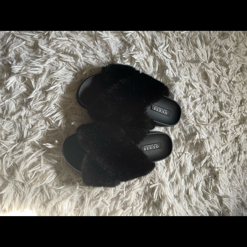 BRAND NEW Guess Slides
